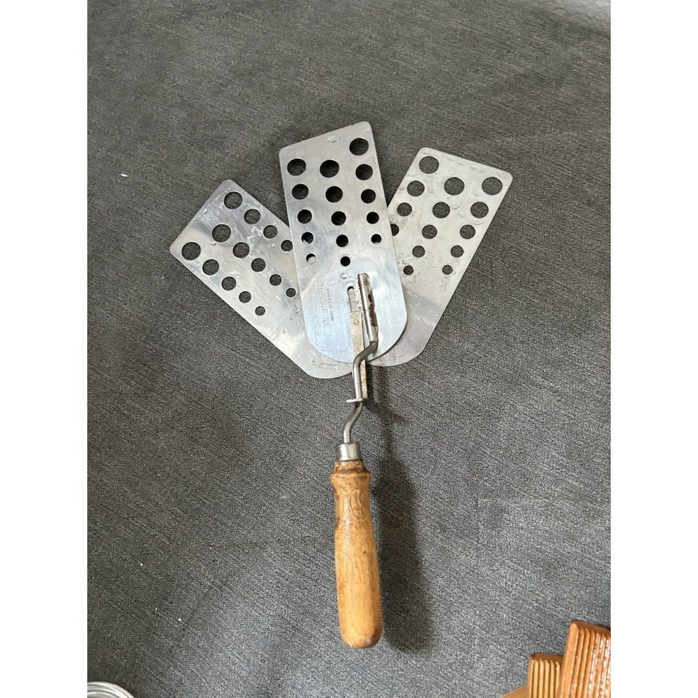 Vintage Expandable Triple Blade Kitchen Spatula Stainless Steel Wood Handle 12"